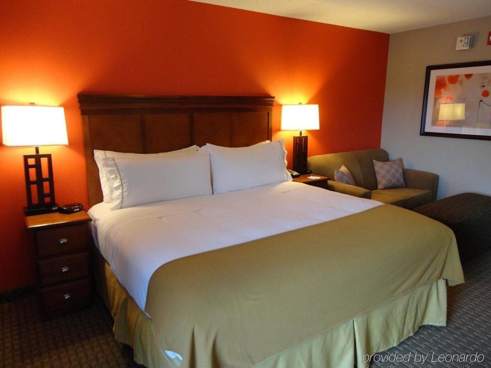 Holiday Inn Express Crestwood By Ihg Eksteriør billede
