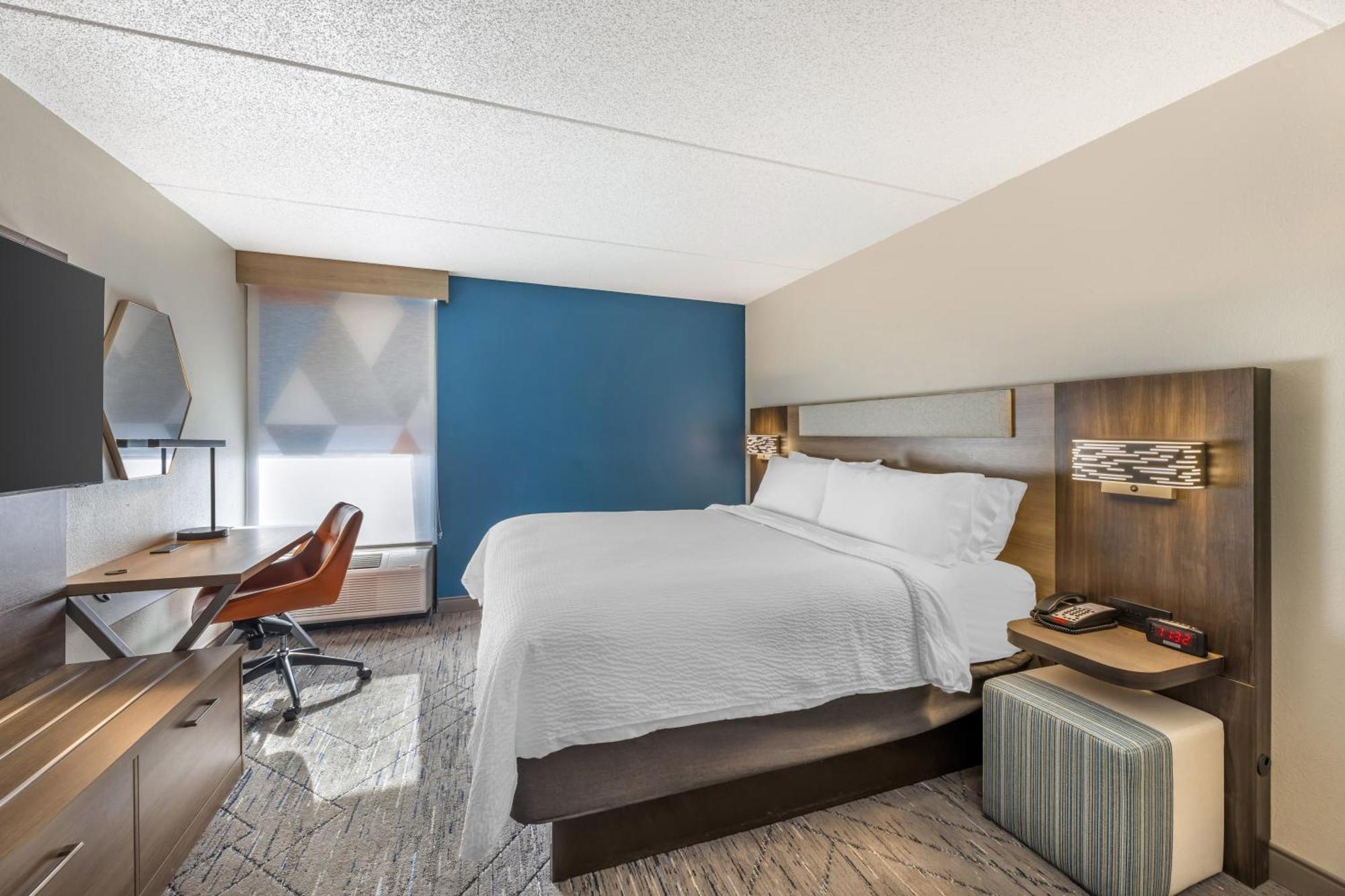 Holiday Inn Express Crestwood By Ihg Eksteriør billede